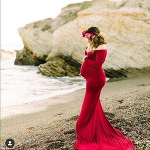 Long sleeve maternity dress